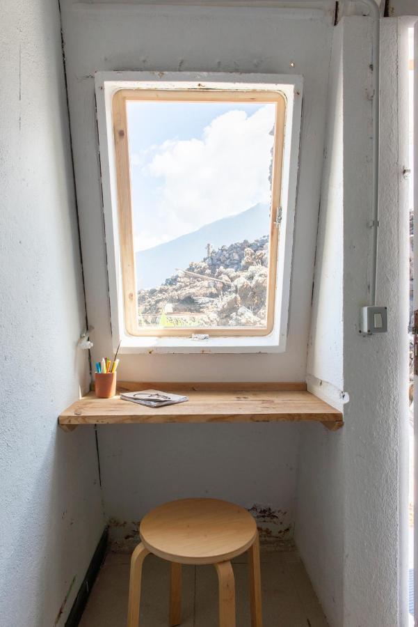 Basic En-Suite Bedroom By The Sea Guinea Buitenkant foto