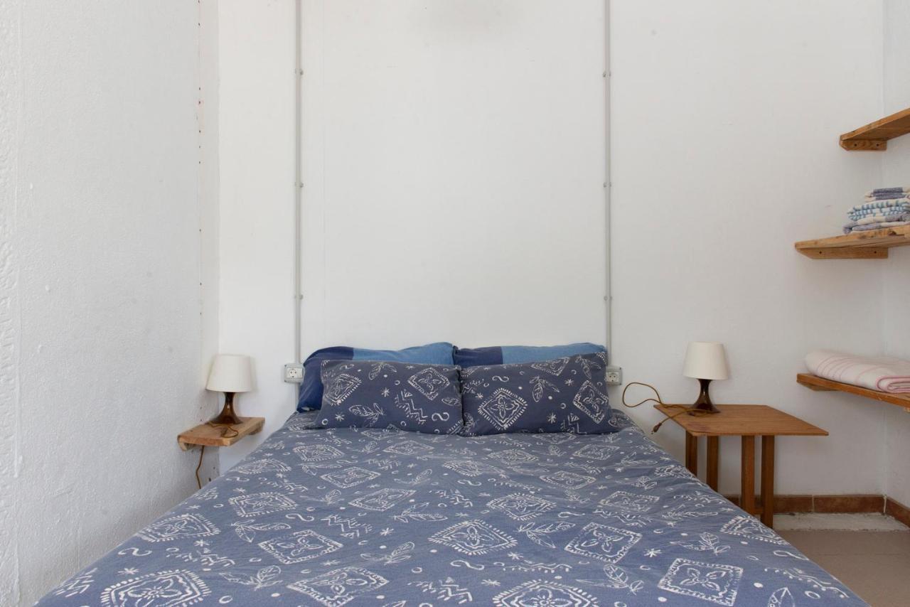 Basic En-Suite Bedroom By The Sea Guinea Buitenkant foto
